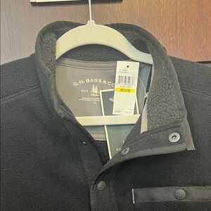G.H. Bass & Co. Men's Black Fleece Jacket